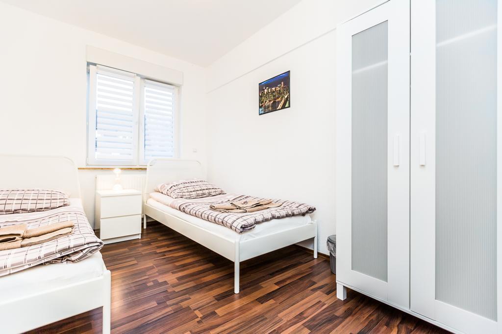 Ferienwohnung Köln Stammheim Zimmer foto